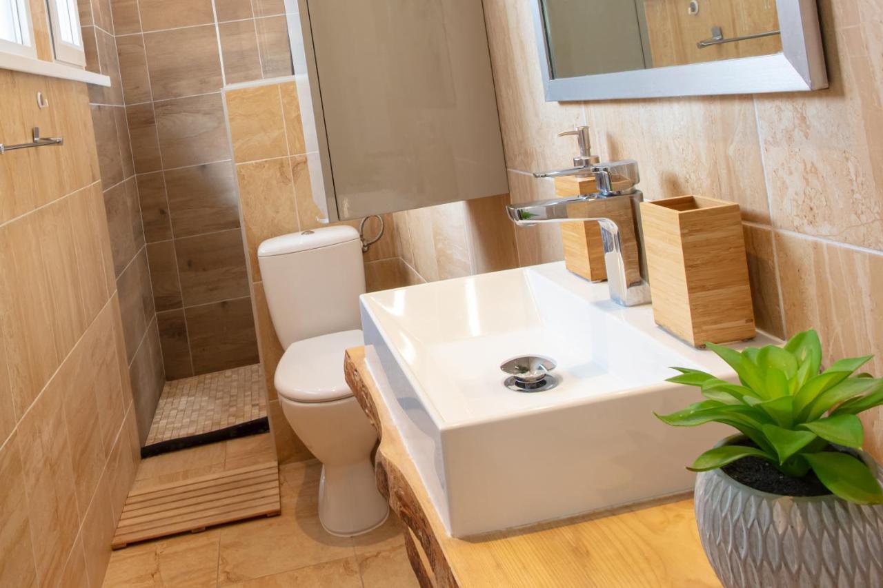 Le Green St Leon : Lit Queen Size * Wifi * Ideal Couple Кольмар Экстерьер фото